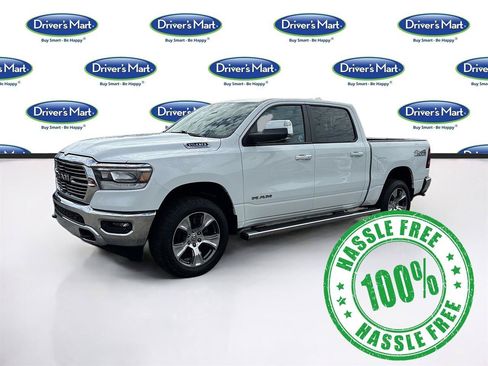 Used 2024 RAM 1500 Laramie AWD/4WD image 3