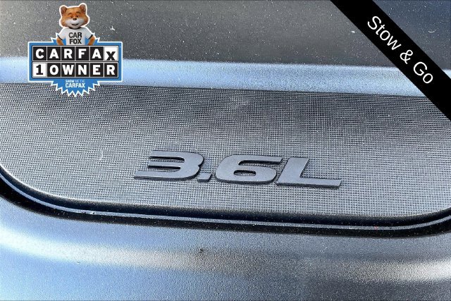 Used 2026 Chrysler Pacifica Limited w/ S Appearance Package FWD image 32