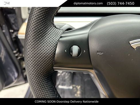 Used 2023 Tesla Model 3 Performance image 29