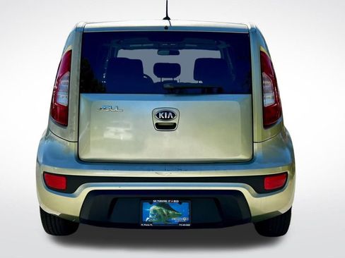 Used 2013 Kia Soul image 6