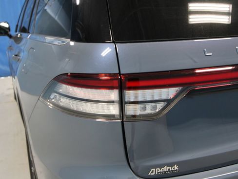 Used 2026 Lincoln Aviator AWD image 43