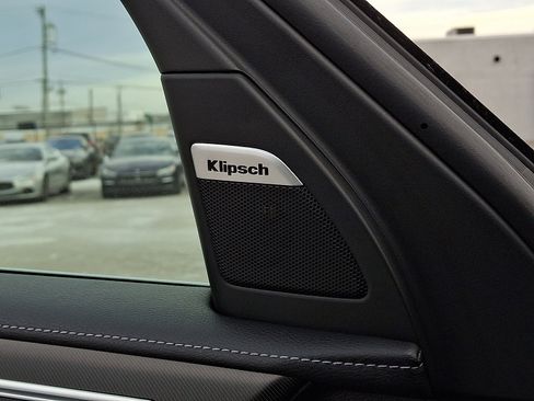 New 2026 INFINITI QX80 Luxe image 16