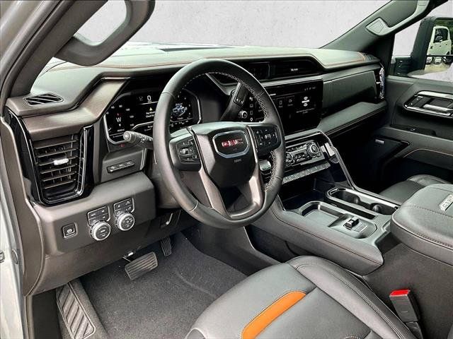 Used 2025 GMC Sierra 2500 AT4 w/ AT4 Premium Plus Package AWD/4WD image 14