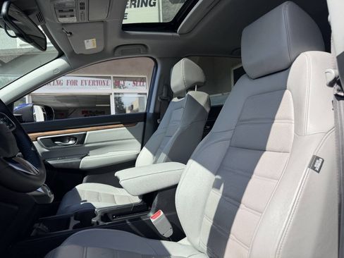 Used 2018 Honda CR-V Touring image 21