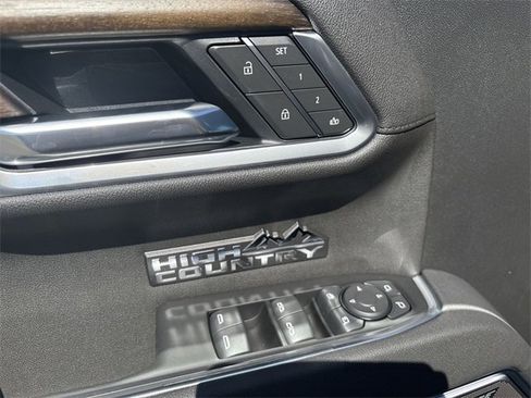 New 2026 Chevrolet Silverado 1500 High Country w/ Technology Package image 24
