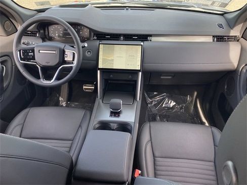 Used 2025 Land Rover Discovery Sport Dynamic SE image 14
