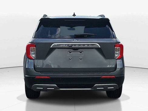 Certified 2023 Ford Explorer XLT w/ Equipment Group 202A AWD/4WD image 5