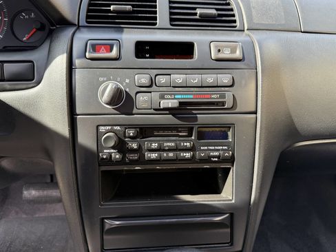 Used 1998 Nissan Maxima GXE FWD image 48