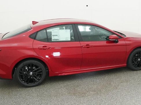 New 2026 Toyota Camry SE FWD image 10