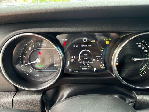 Used 2022 Jeep Wrangler Unlimited Rubicon 4xe w/ Cold Weather Group AWD/4WD image 25