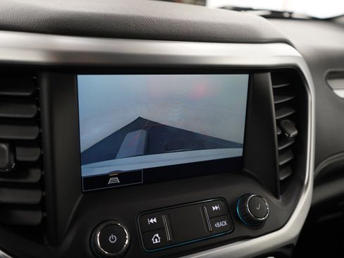 Used 2023 GMC Acadia SLT image 25