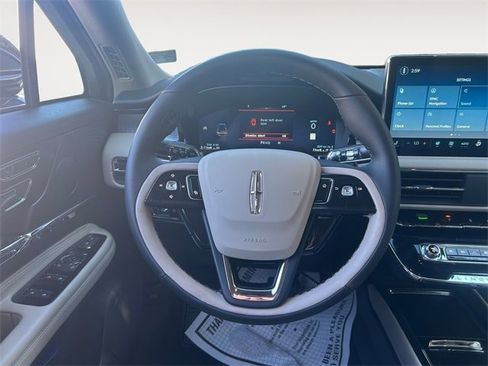 New 2026 Lincoln Corsair Premiere image 12