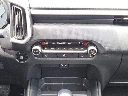 Used 2025 MAZDA CX-50 AWD 2.5 S w/ Premium Package image 22