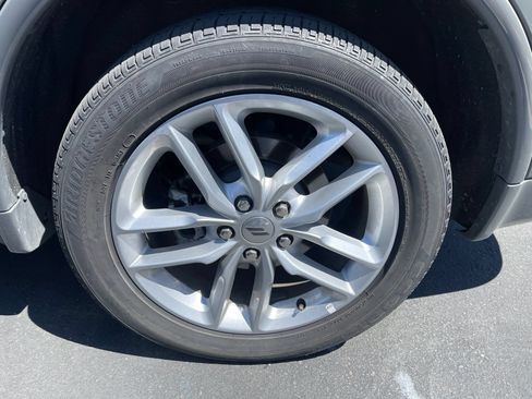 Used 2024 Dodge Durango GT AWD/4WD image 3
