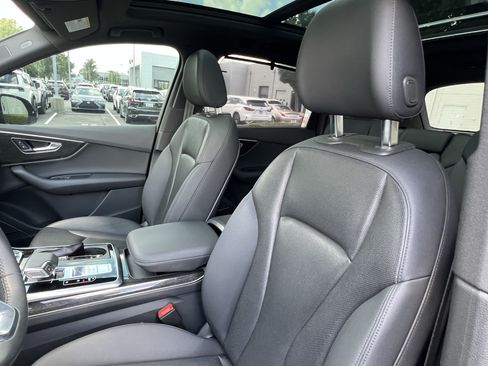 Used 2020 Audi Q7 3.0T Prestige w/ Prestige Package AWD/4WD image 16