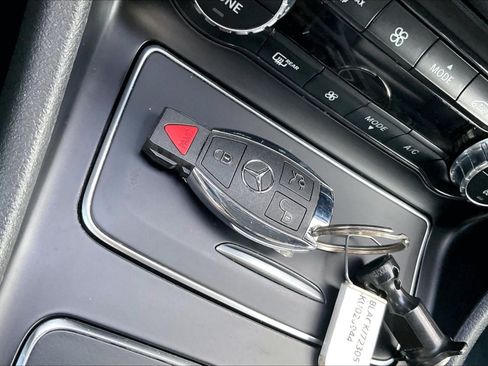 Used 2019 Mercedes-Benz GLA 250 image 11