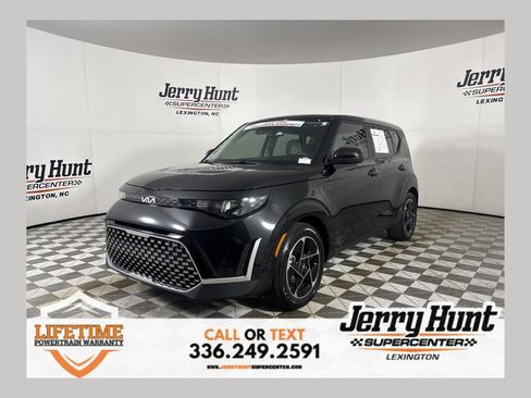 Used 2025 Kia Soul EX FWD image 1