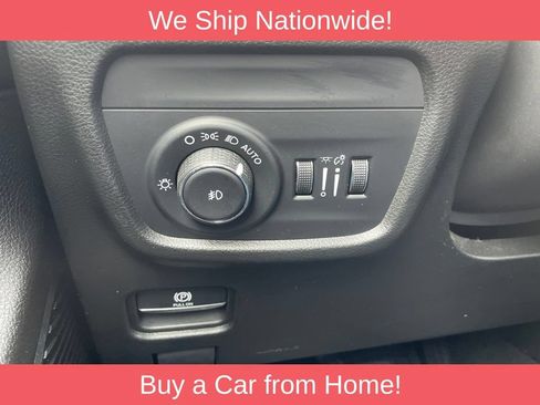 Used 2022 Jeep Grand Cherokee Overland AWD/4WD image 27
