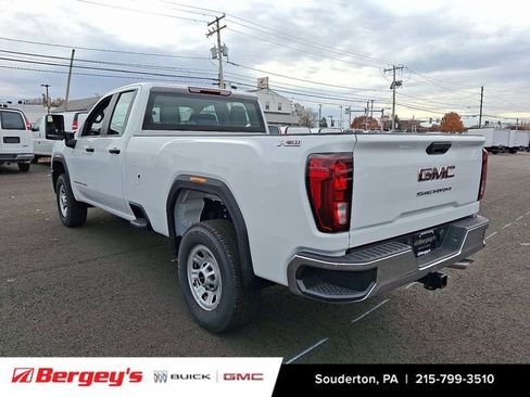 New 2025 GMC Sierra 3500 Pro w/ X31 Off-Road Package image 3