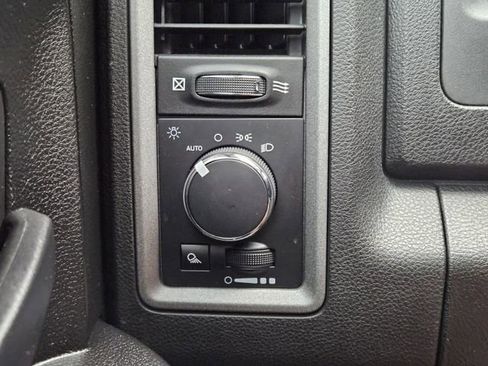Used 2021 RAM 1500 Tradesman w/ Chrome Plus Package RWD image 21