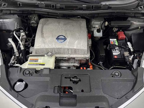 Used 2013 Nissan Leaf SV w/ LED & Quick Charge Pkg image 29