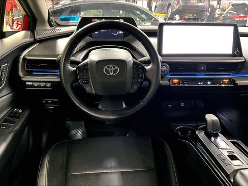 Used 2024 Toyota Prius Limited image 5