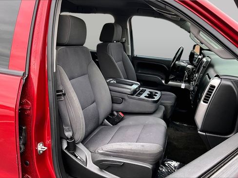 Used 2018 Chevrolet Silverado 1500 LT w/ All Star Edition image 7