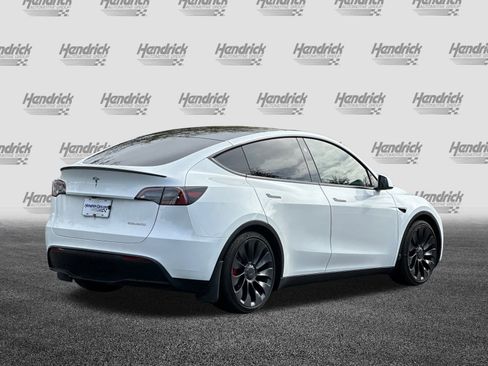 Used 2023 Tesla Model Y Performance image 5