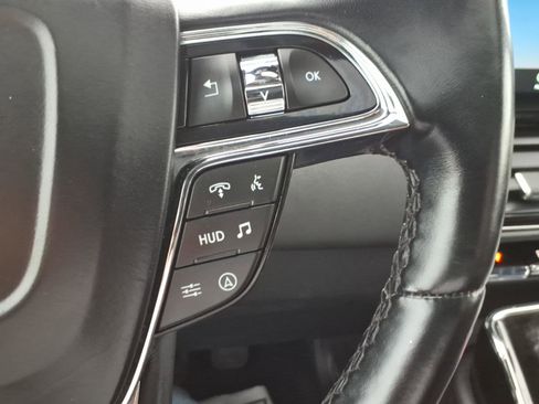 Used 2023 Lincoln Navigator Reserve image 23