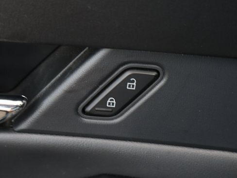 Used 2021 MAZDA CX-30 AWD 2.5 S w/ Preferred Package image 16