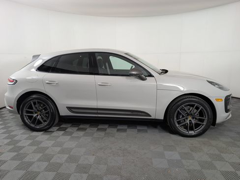 New 2026 Porsche Macan Turbo image 9