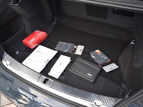 Used 2015 Audi S8 image 79