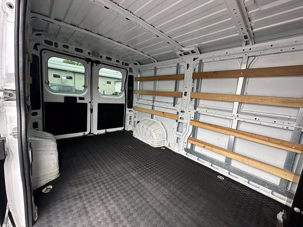 Used 2025 RAM ProMaster 2500 w/ U-Haul Equipment Group FWD image 16