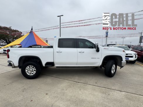 Used 2024 Chevrolet Silverado 2500 LTZ w/ LTZ Plus Package image 7