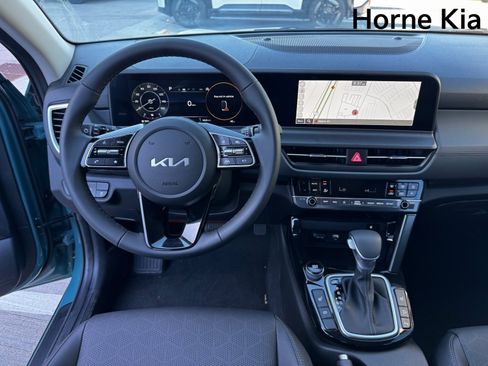 New 2026 Kia Seltos EX image 13