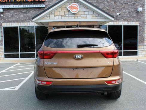 Used 2019 Kia Sportage EX w/ EX Premium Package AWD/4WD image 5