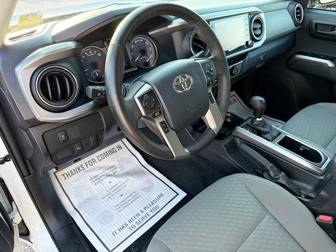 Used 2020 Toyota Tacoma SR5 image 23