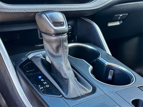 Used 2024 Toyota Highlander LE image 22