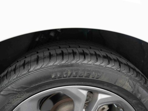 Used 2024 Honda Accord EX image 29