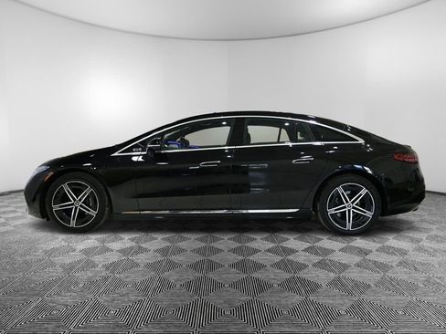 Certified 2022 Mercedes-Benz EQS 580 4MATIC Sedan image 2