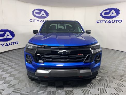 Used 2023 Chevrolet Colorado Z71 w/ Z71 Convenience Package 2 AWD/4WD image 9