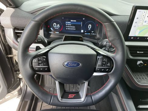 Certified 2025 Ford Explorer ST AWD/4WD image 31