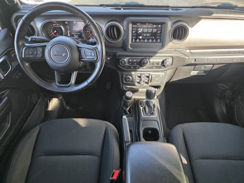 Used 2021 Jeep Wrangler Unlimited Sport image 4