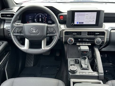 Certified 2024 Toyota Tacoma TRD Off-Road image 12