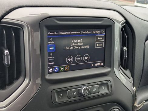 Used 2023 Chevrolet Silverado 2500 Custom w/ Custom Value Package image 16