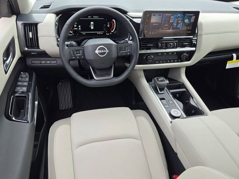 New 2026 Nissan Pathfinder SL AWD/4WD image 16