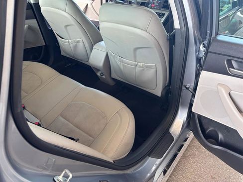 Used 2016 Hyundai Sonata Sport w/ Option Group 1V image 12