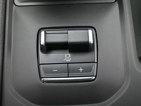 Used 2023 GMC Sierra 1500 AT4 w/ AT4 Premium Package AWD/4WD image 28