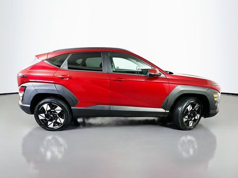Certified 2025 Hyundai Kona SEL AWD/4WD image 8