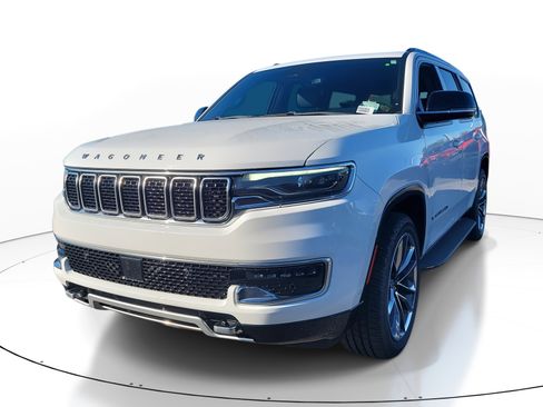 Used 2023 Jeep Wagoneer Series II w/ Premium Group I image 3